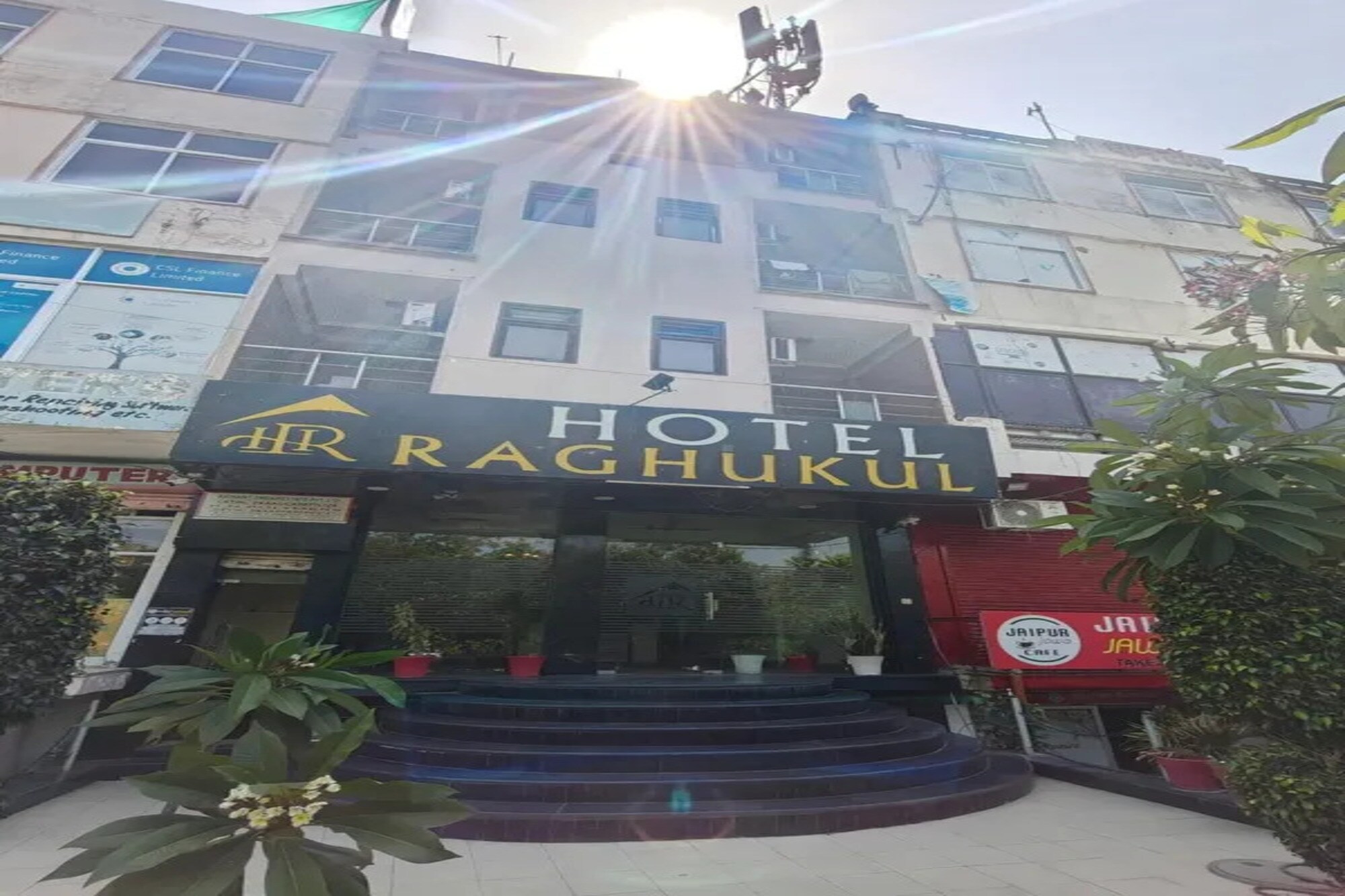 FabHotel Raghukul - Tap to explore photos
