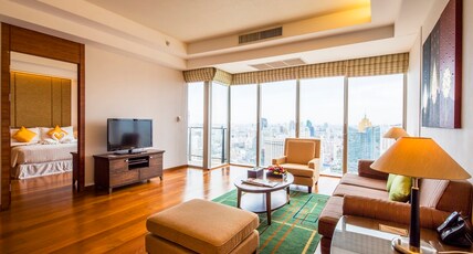 Column Bangkok Hotel Room Type - 1 Bedroom Executive Column Bangkok Hotel Room Type - 1 Bedroom Executive