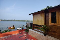 Rooms of Swarna River view Cottage