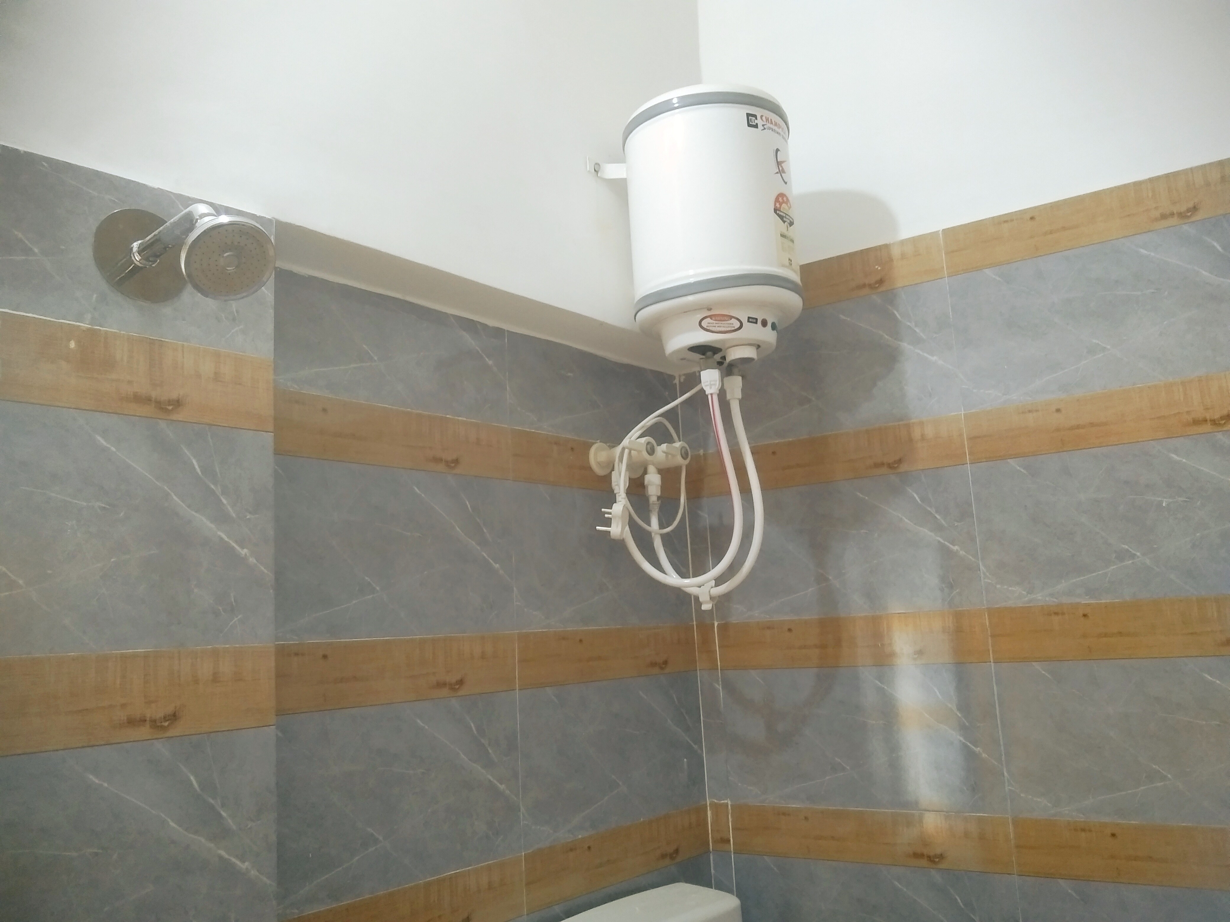 Rashi Homestay - Tap to explore photos