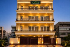 Olive Service Apartments - Golf Course Road