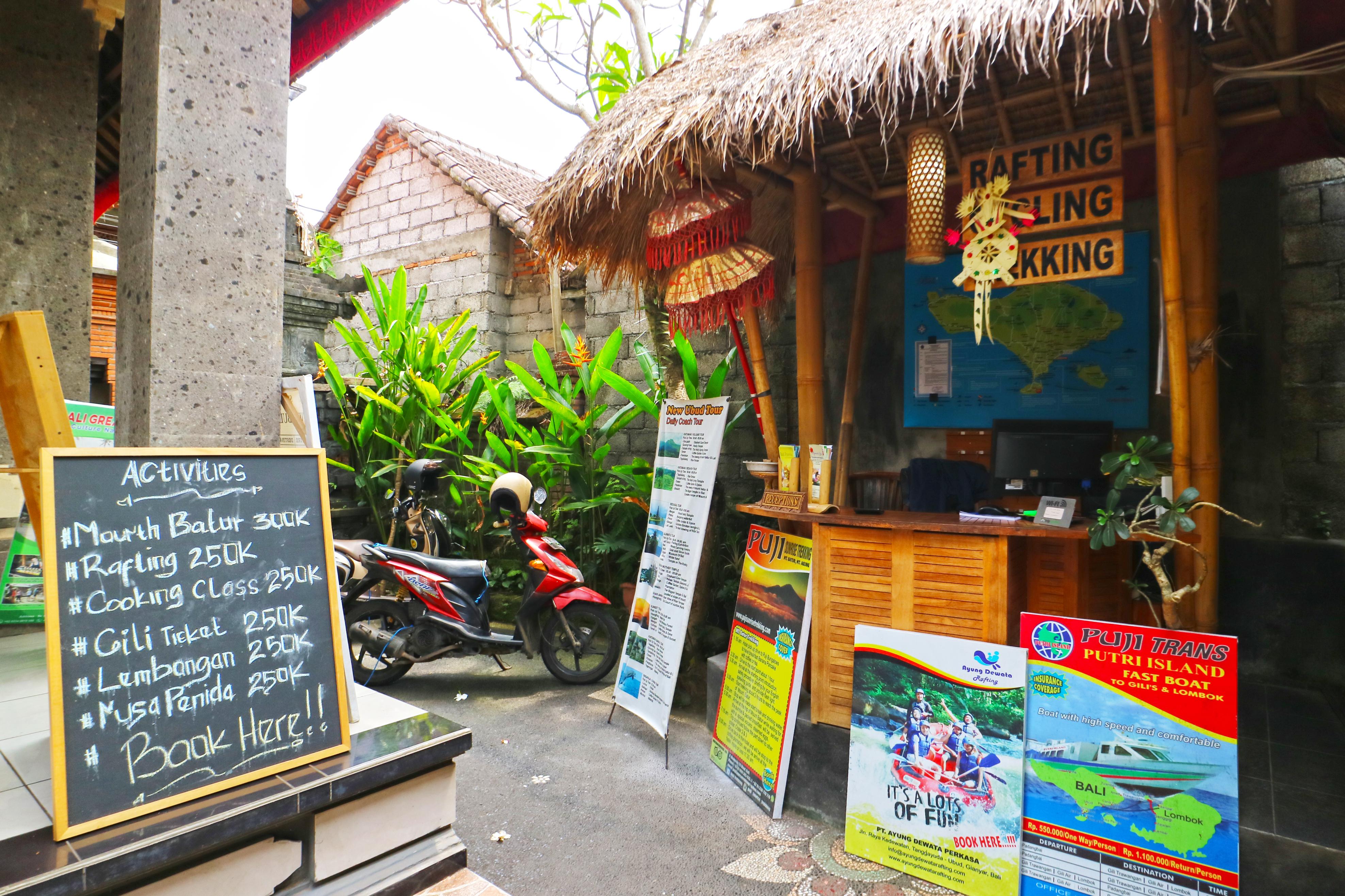 New Ubud Hostel - Tap to explore photos