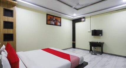 Collection O Begusarai Junction Formerly Akhand Param Room Type - Classic