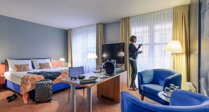 MERCURE BERLIN CHECKPOINT CHAR Room Type - Family Suite with 2 bedrooms and sofa bed