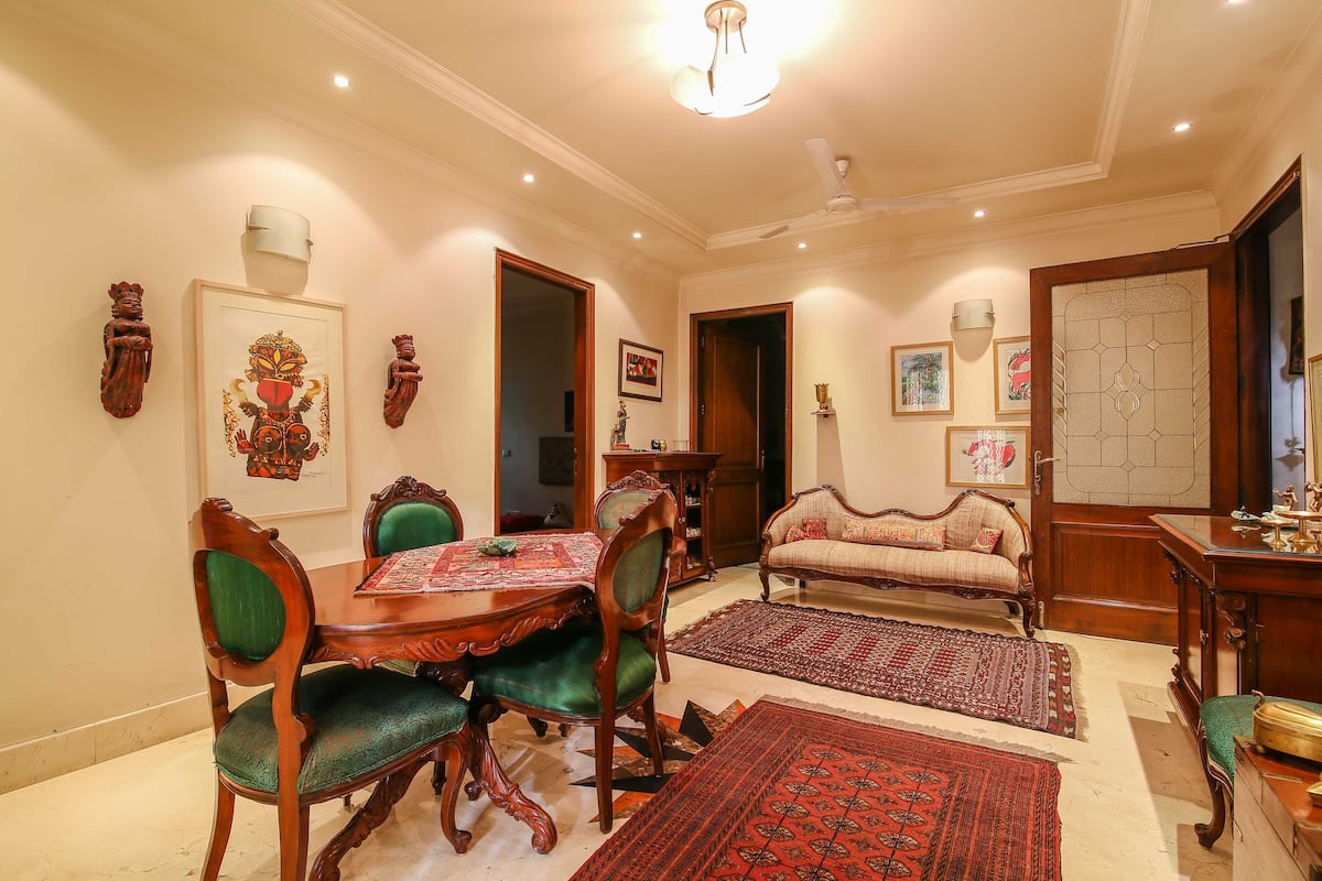 Posh Delhi House Suites - Tap to explore photos
