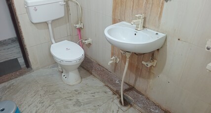 Shiva's Kuteer Room Type - Non AC Room with common bathroom