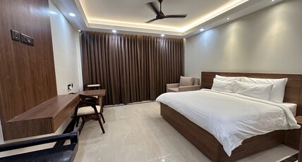 BRIJ SEWA SADAN PAYING GUEST HOUSE Room Type - DELUXE ROOM WITH BALCONY ( CITY / GARDEN VIEW ) BRIJ SEWA SADAN PAYING GUEST HOUSE Room Type - DELUXE ROOM WITH BALCONY ( CITY / GARDEN VIEW )