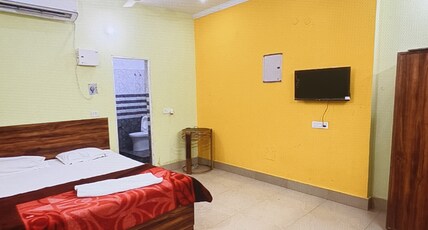 Bihari Inn Hotel Room Type - Double Bed Room 