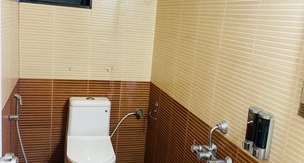 Gandharva Inn Room Type - Deluxe Ac Room