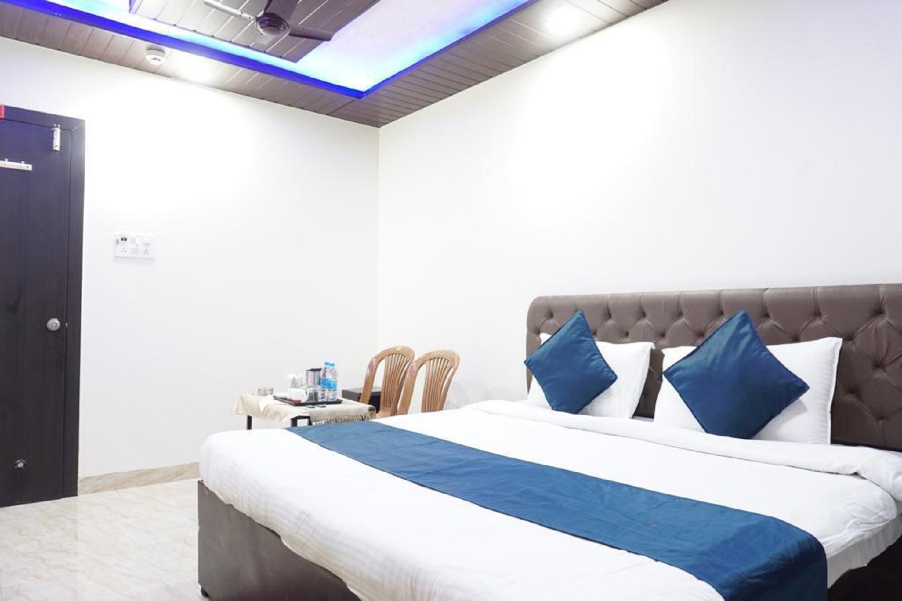 Hotel Viraj - Tap to explore photos