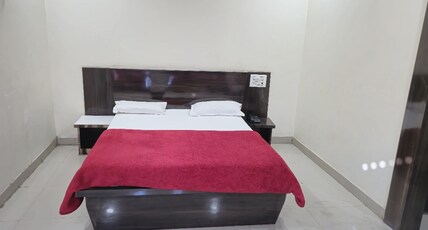 HOTEL M K Room Type - Deluxe Room