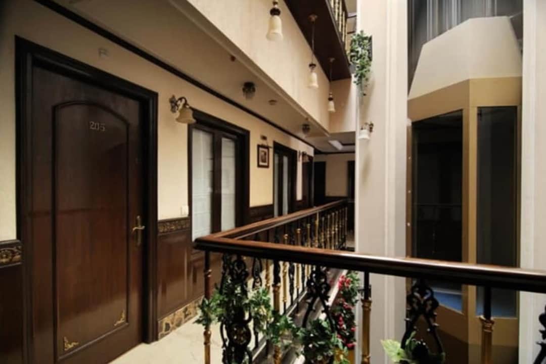 Main gallery