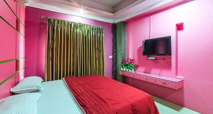 Hotel Shiva International Room Type - Shiva Deluxe AC Room