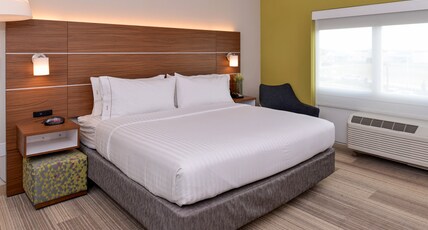 Holiday Inn Express & Suites WEST MELBOURNE Room Type - 1 King Standard Comm Access Tran Shwr