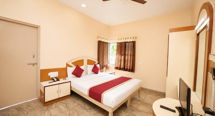 Hotel Sai Raja Room Type - Executive Non Ac Hotel Sai Raja Room Type - Executive Non Ac