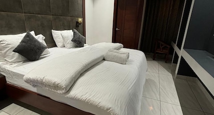 Hotel Royal INN Room Type - DELUX AC ROOMS Hotel Royal INN Room Type - DELUX AC ROOMS