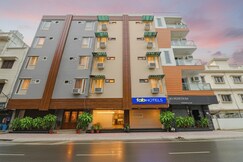 FabHotel Lime Tree - Nr. Yashobhoomi Convention Centre
