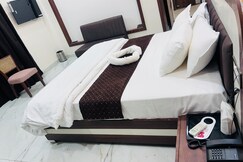 SHAAHI RESORT