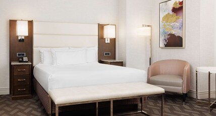Hilton Boston Park Plaza Room Type - 1 QUEEN DELUXE GUESTROOM