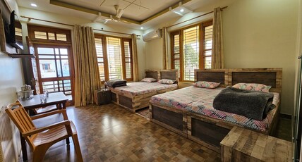 Bora's Homestay Room Type - Family Room with Balcony