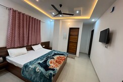 Shri Raghuvansh | 7 mins walk from Khatu Shyam Mandir