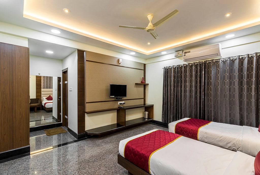 Prestige Stay Inn - Tap to explore photos
