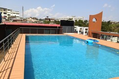 Borbon Hotel & Restaurant