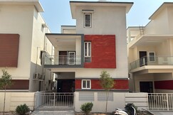AR VILLA