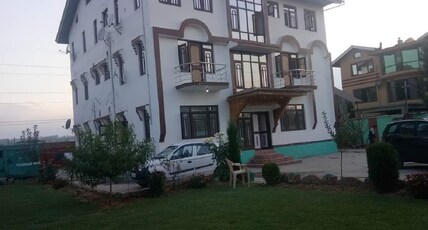 KUCHAY GUEST HOUSE Room Type - Standard Room + Wifi