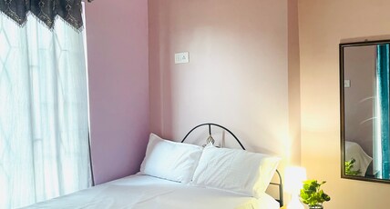 Renade Leisure Stay Room Type - Room with Balcony and Free Wifi 