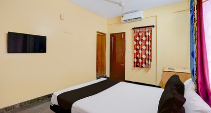 Hotel O Royal Treat Room Type - Classic