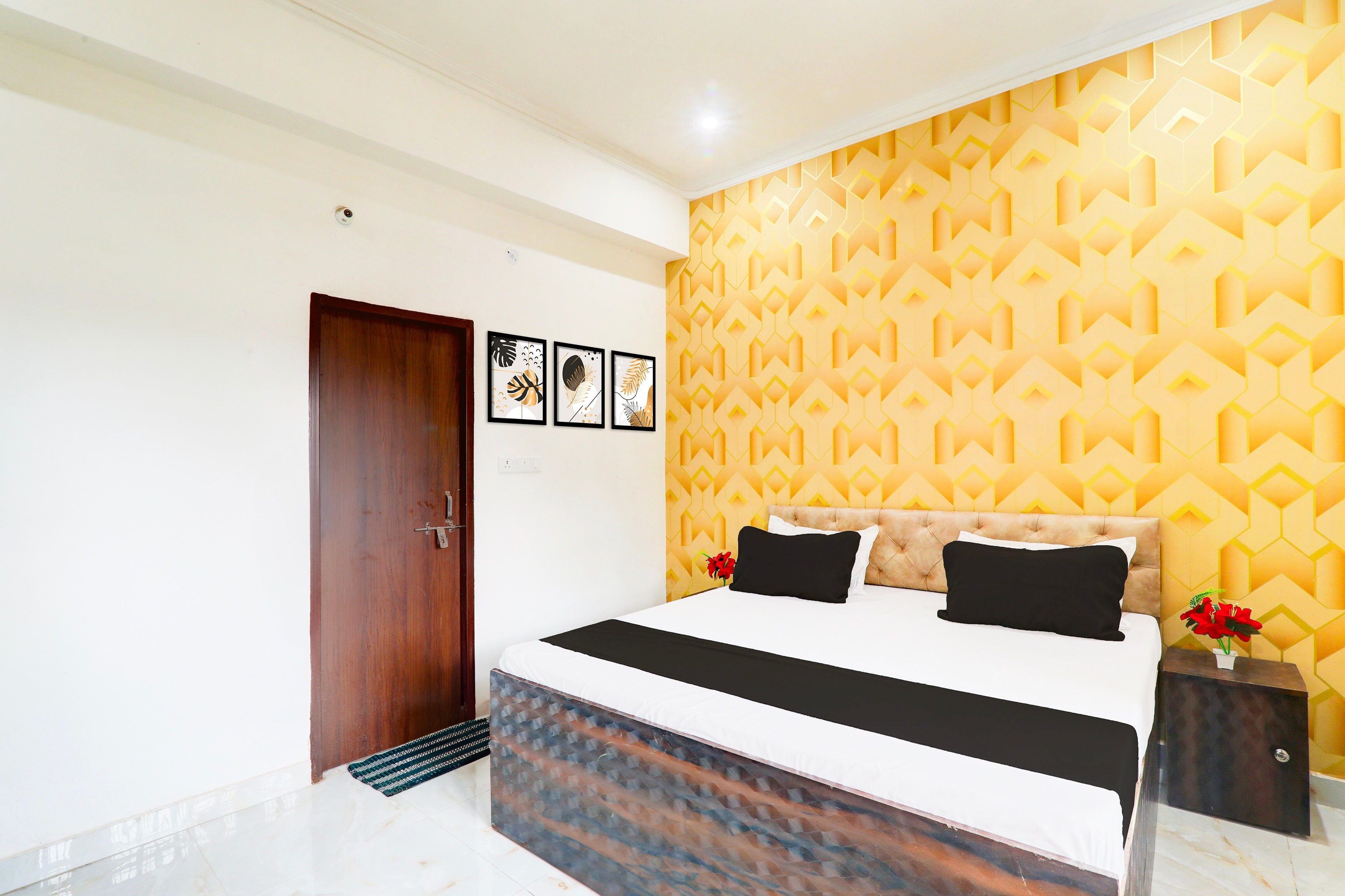 Hotel O by OYO Serene Inn Hotel And Restaurant - Tap to explore photos