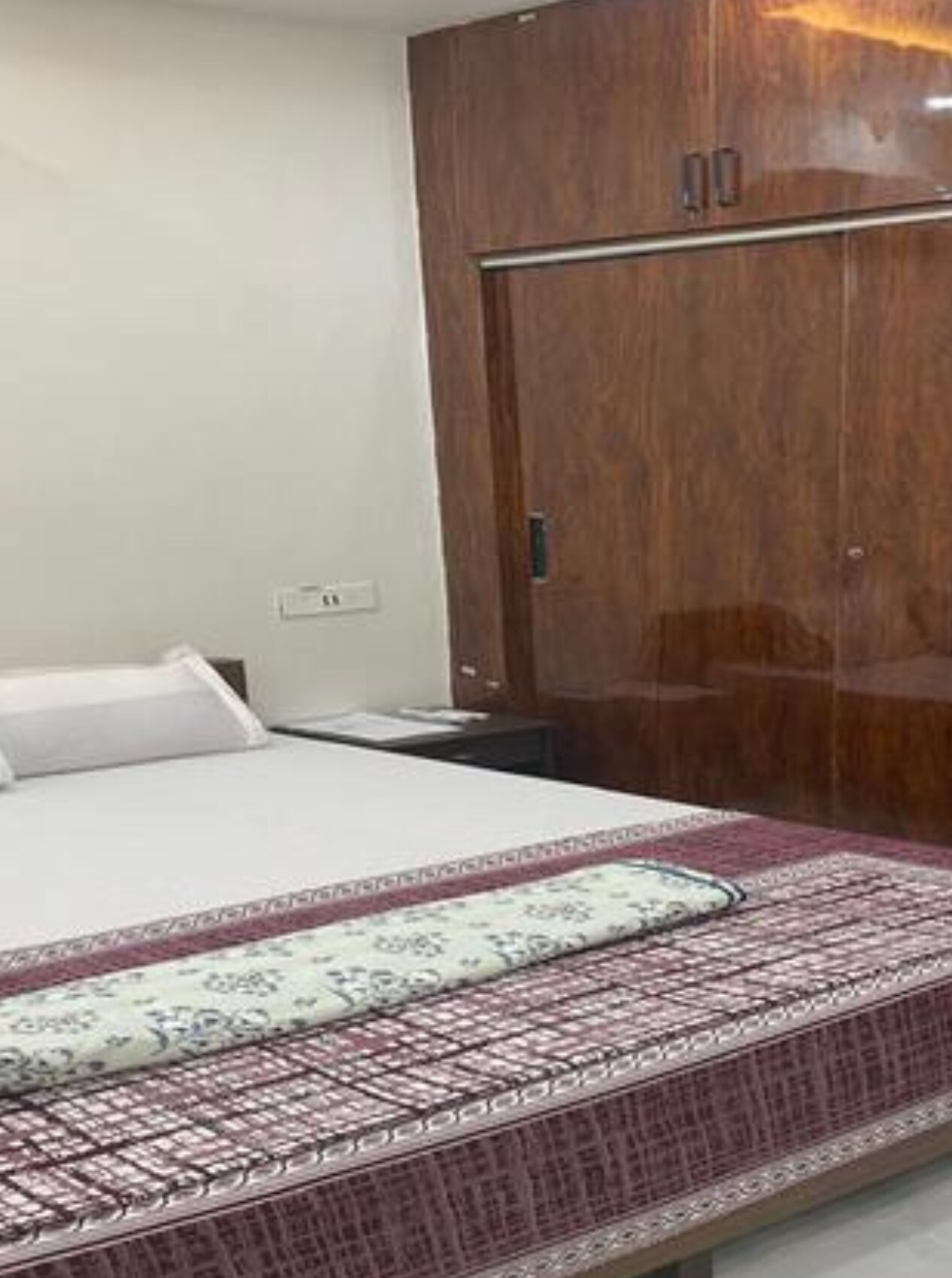 Bethel Airbnb & Homestay - Tap to explore photos