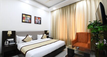 Madhav Muskan Residency Room Type - Super Deluxe