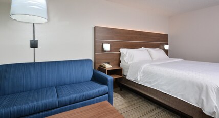 Holiday Inn Express Durham, an IHG Hotel Room Type - 1 King Bed Standard