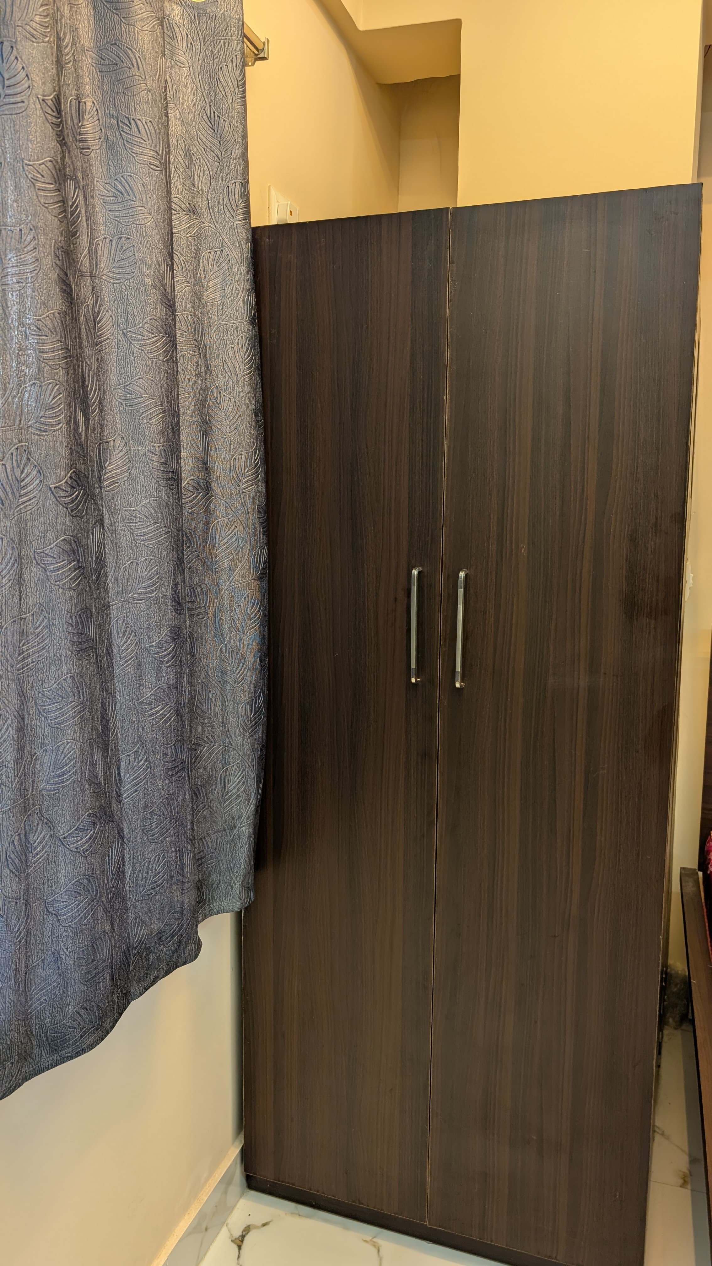 Entire Comfortable 2BHK Apartment, 10 Minutes from Airport - Tap to explore photos
