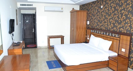 Chopra residency Room Type - Deluxe Room
