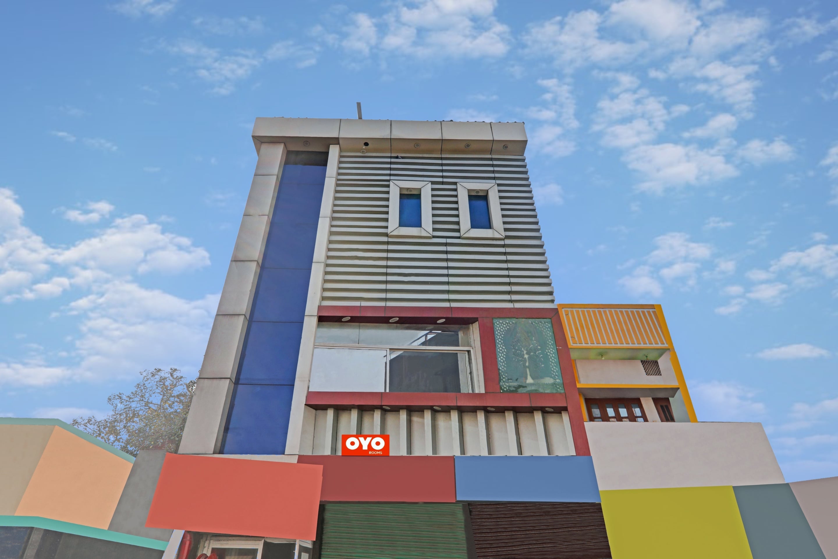 Hotel New Geetanjali - Tap to explore photos