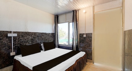 hotel O snow breeze adventures Room Type - Classic
