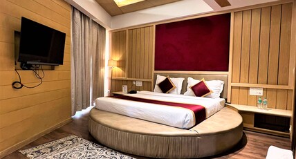 Clarion Inn Sevilla Room Type - CLUB ROOM