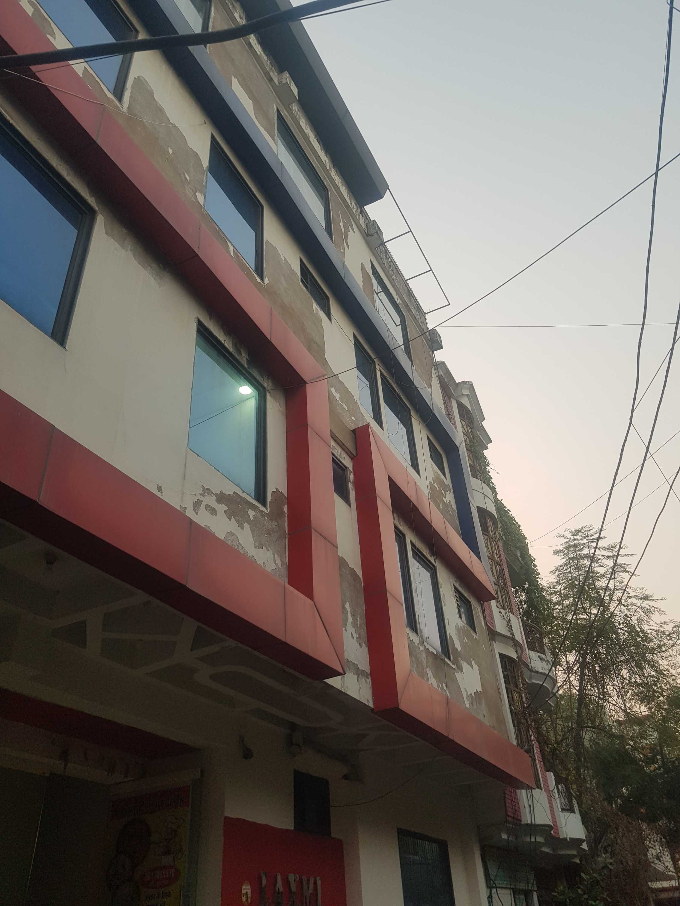 OYO Laxmi Privilege Inn - Tap to explore photos