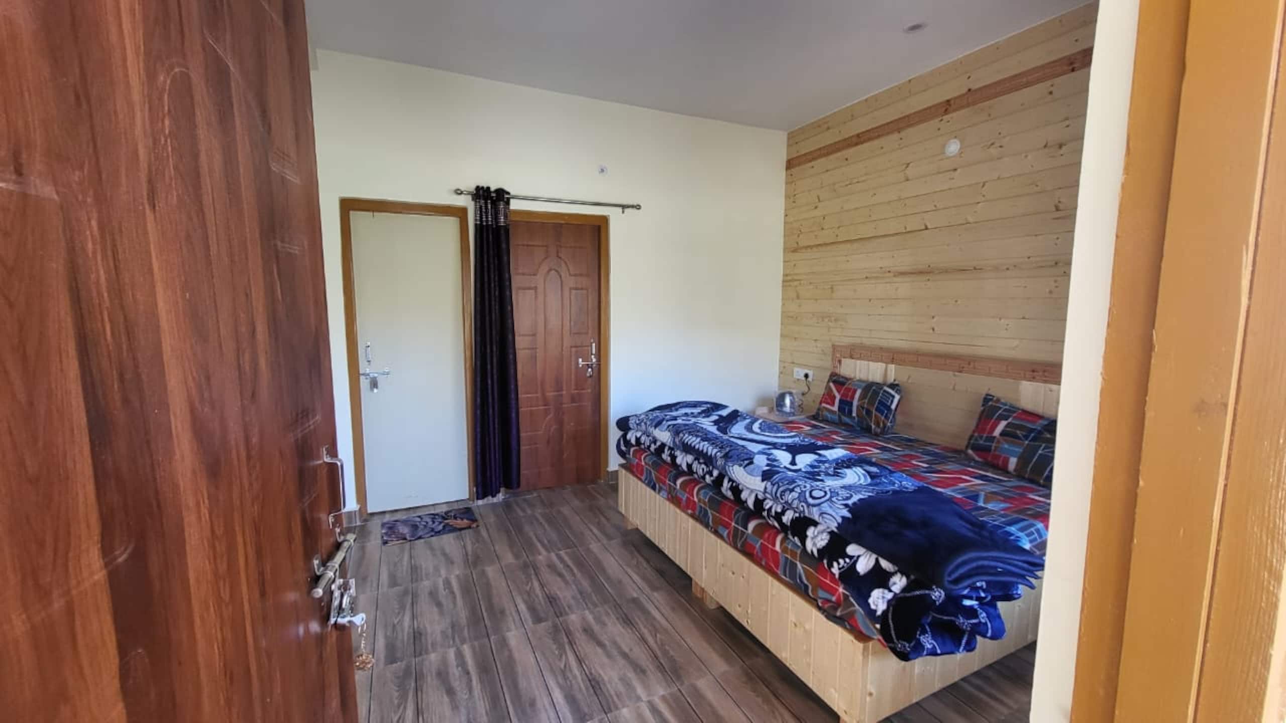norbu homestay - Tap to explore photos