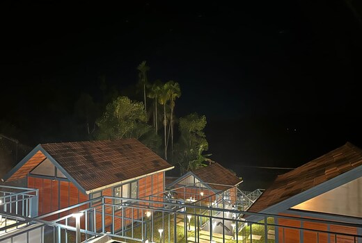 Misty Slope Resort