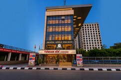 Hotel Apple Palace
