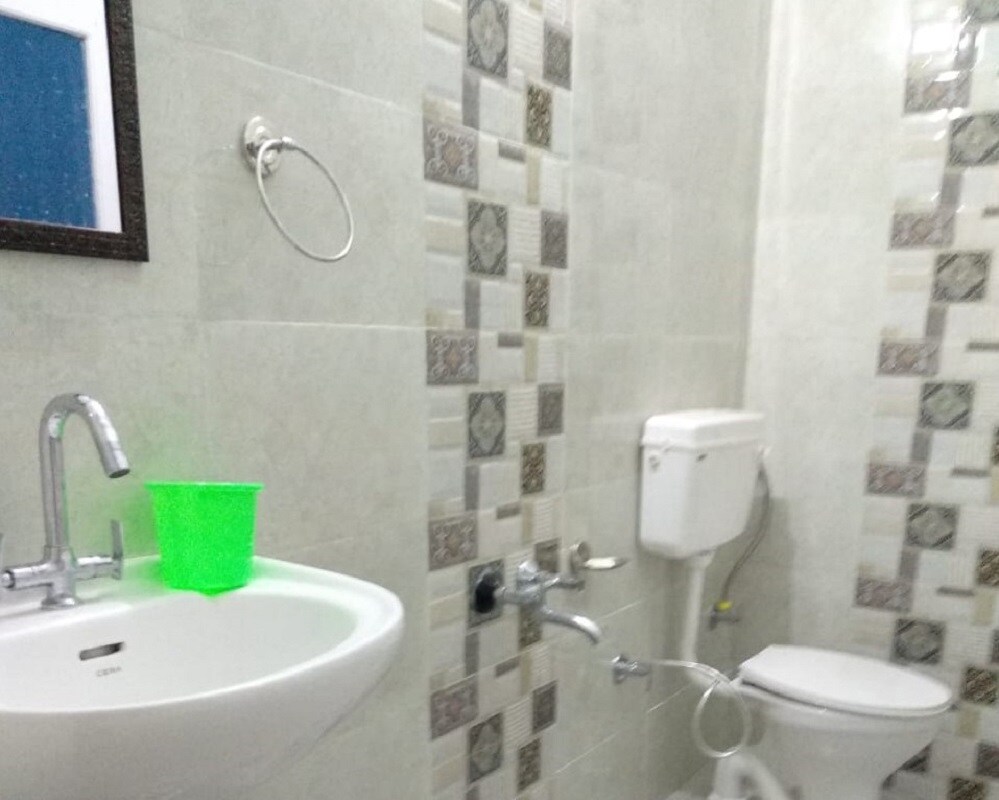 Anurag Homestay - Tap to explore photos