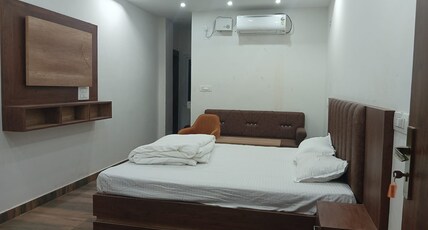 HOTEL CHANAKYA Room Type - Deluxe