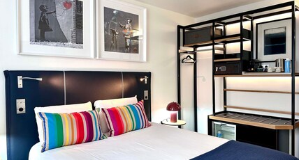 Mercure P Room Type - Superior Room with 1 double bed, courtyard side