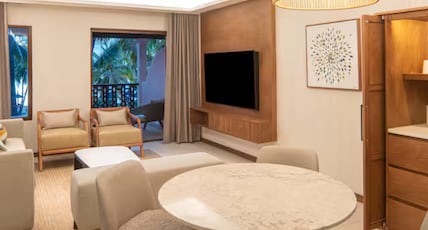 Hilton Mauritius Resort & Spa Room Type - KING FAMILY SUITE Hilton Mauritius Resort & Spa Room Type - KING FAMILY SUITE
