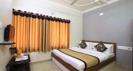 HOTEL LOYAL RESIDENCY Room Type - DELUXE ROOM  NON AC