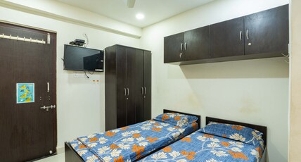 Blossom Nest Women PG Room Type - Standard Room